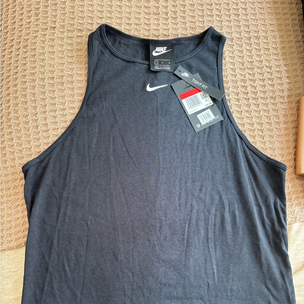 NWT Nike Tight Fit Tank
